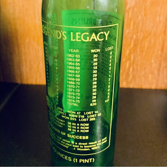 VINTAGE 7 UP COMMEMORATIVE Bottle - Picture 6 of 13